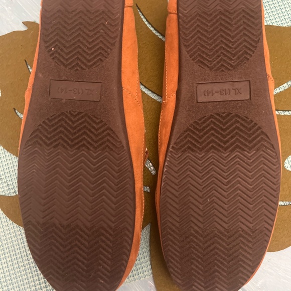 Banana Republic Suede Brown Fur lined Slippers - Picture 2 of 3